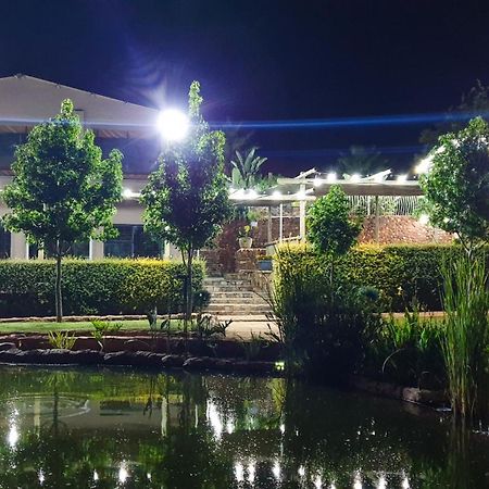 Koi Inn Hartbeespoort Luaran gambar