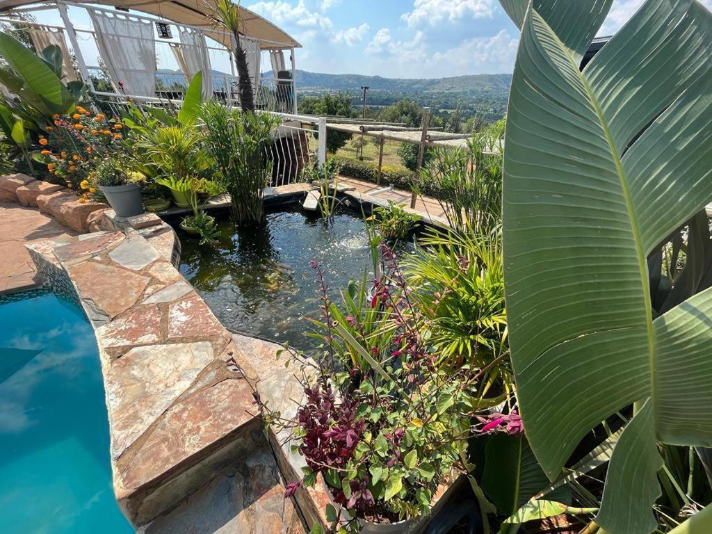 Koi Inn Hartbeespoort Luaran gambar
